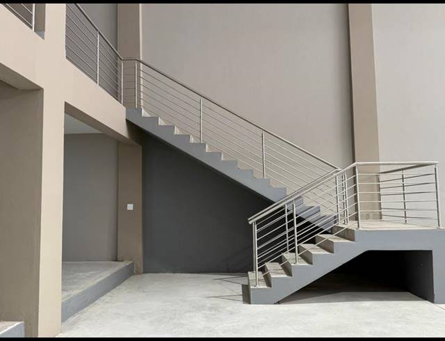 INDUSTRIAL PROPERTY TO RENT IN MAGNA VIA INDUSTRIAL